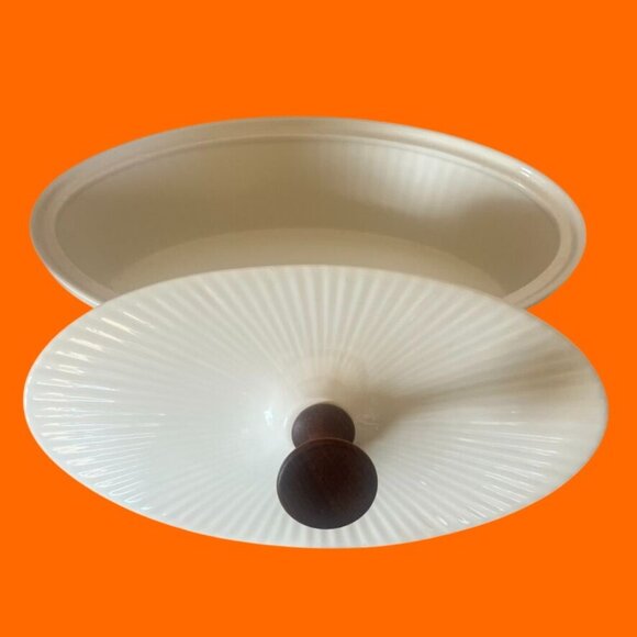 Ernest Sohn MCM White Serving Dish Teak Handle Lid Hall China Ridged 1950 - Picture 3 of 6
